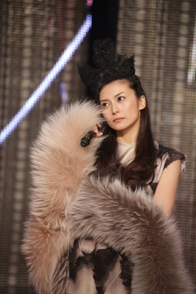 キアヌ、日本で心からのファンサービス！フォトギャラリー（15枚目）