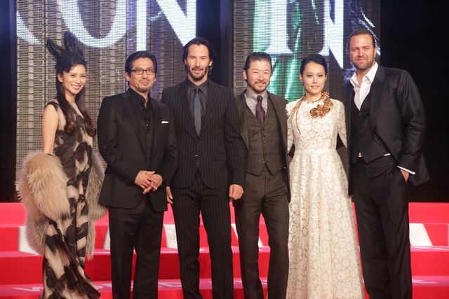 キアヌ、日本で心からのファンサービス！フォトギャラリー（17枚目）