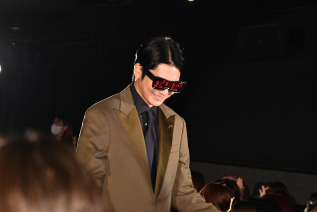 上白石萌歌、透け感さわやか！シースルー衣装で登壇『パリピ孔明 THE MOVIE』初日舞台あいさつ（2枚目）