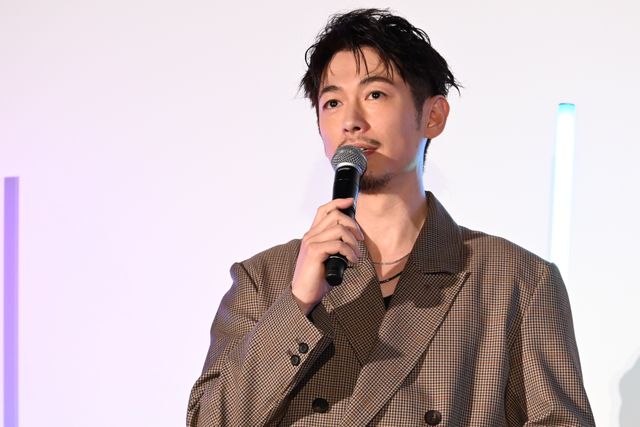 上白石萌歌、透け感さわやか！シースルー衣装で登壇『パリピ孔明 THE MOVIE』初日舞台あいさつ（14枚目）