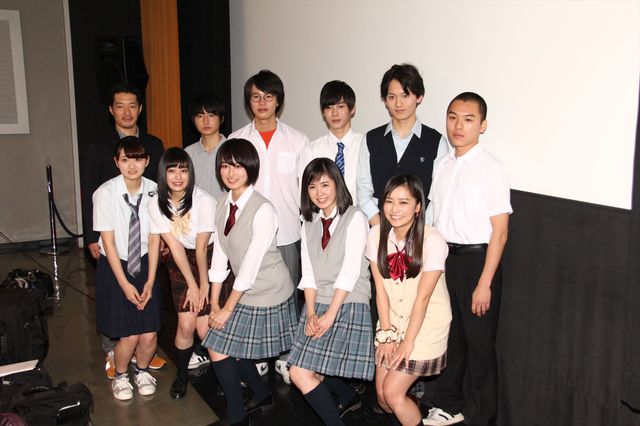 中腰キツくても頑張った！高月彩良らが制服で登場『人狼ゲーム　クレイジーフォックス』初日舞台あいさつフォトギャラリー：フォトギャラリー
