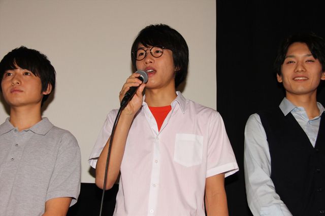 中腰キツくても頑張った！高月彩良らが制服で登場『人狼ゲーム　クレイジーフォックス』初日舞台あいさつフォトギャラリー（7枚目）