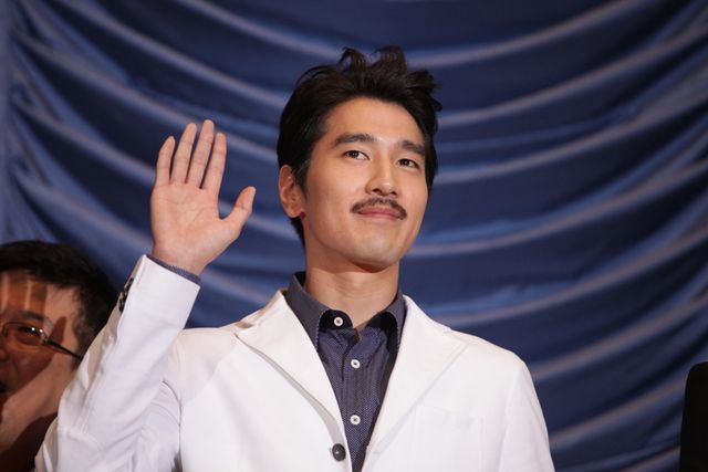 映画『ハーバー・クライシス＜湾岸危機＞Black & White Episode 1』ジャパンプレミア写真ギャラリー（4枚目）