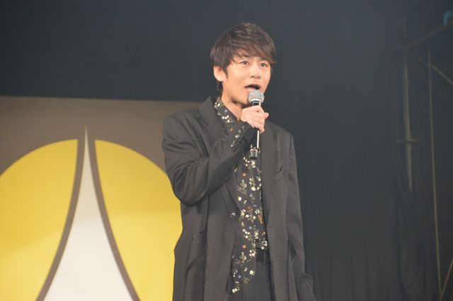 ニコケイ＆マッツ＆ヒュー、指ハート3連打！「大阪コミコン2025」豪華共演のグランドフィナーレ（2枚目）