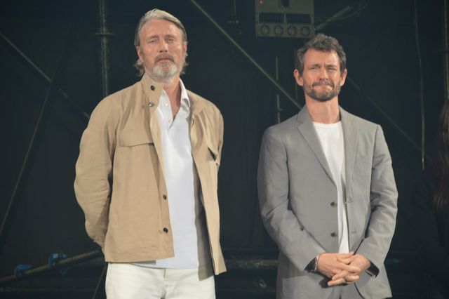 ニコケイ＆マッツ＆ヒュー、指ハート3連打！「大阪コミコン2025」豪華共演のグランドフィナーレ（14枚目）