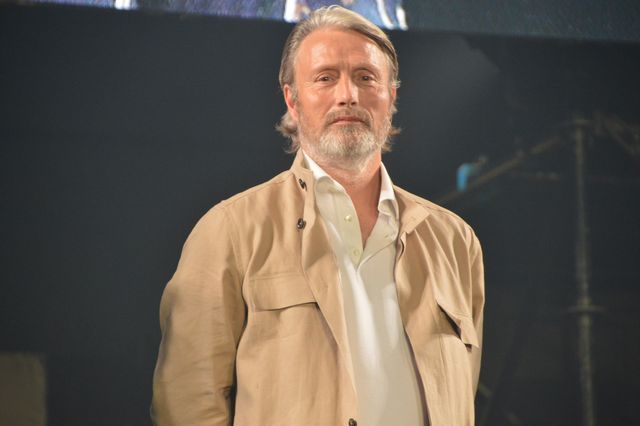 ニコケイ＆マッツ＆ヒュー、指ハート3連打！「大阪コミコン2025」豪華共演のグランドフィナーレ（16枚目）