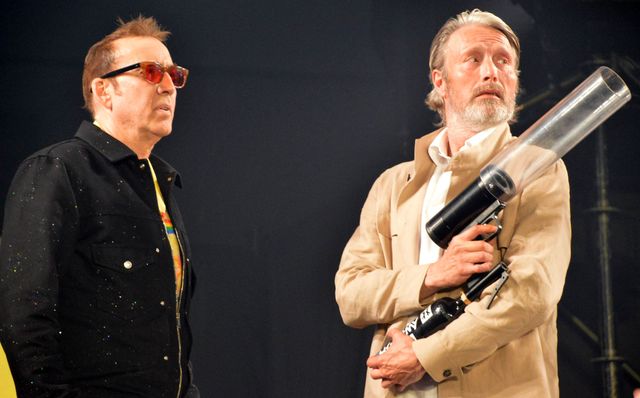 ニコケイ＆マッツ＆ヒュー、指ハート3連打！「大阪コミコン2025」豪華共演のグランドフィナーレ（25枚目）