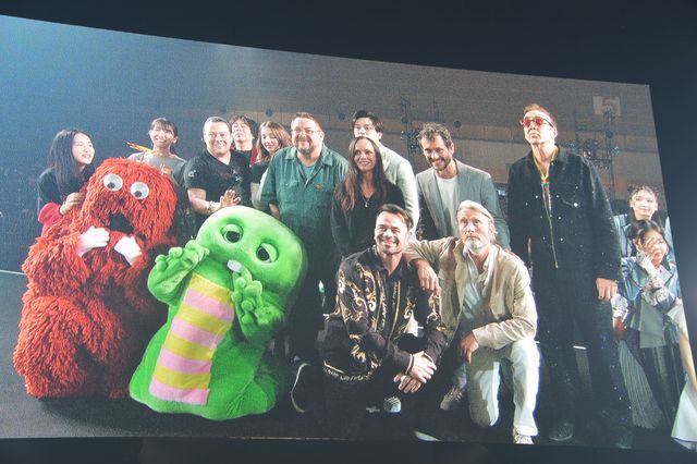 ニコケイ＆マッツ＆ヒュー、指ハート3連打！「大阪コミコン2025」豪華共演のグランドフィナーレ（47枚目）