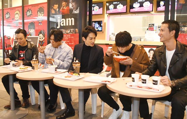 町田啓太＆鈴木伸之ら劇団EXILEのもぐもぐ姿！「jam cafe」特別イベント（2枚目）