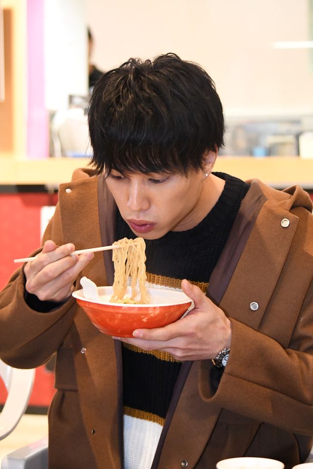 町田啓太＆鈴木伸之ら劇団EXILEのもぐもぐ姿！「jam cafe」特別イベント（24枚目）