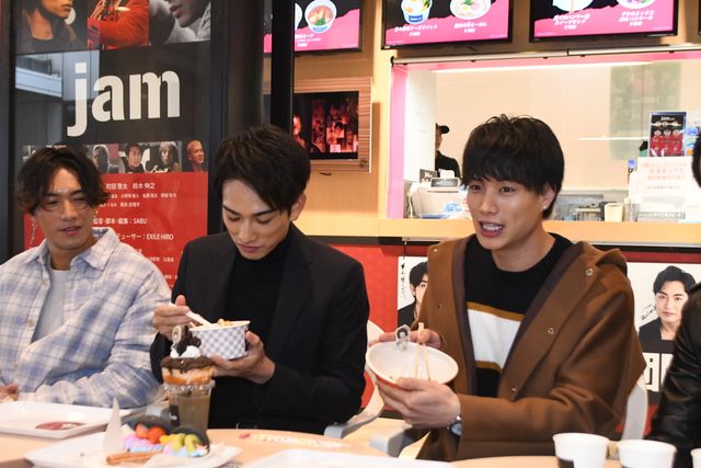 町田啓太＆鈴木伸之ら劇団EXILEのもぐもぐ姿！「jam cafe」特別イベント（25枚目）