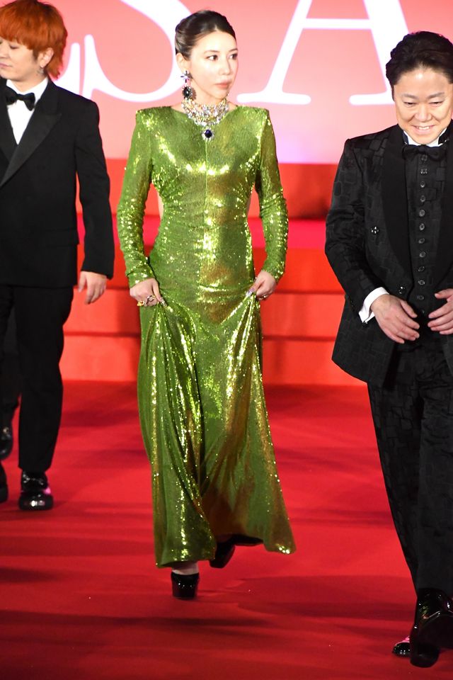 背中見せドレスで魅了！永野芽郁、芦田愛菜、仲里依紗、松本若菜、小沢真珠が美の競演『はたらく細胞』細胞大集合プレミア（4枚目）