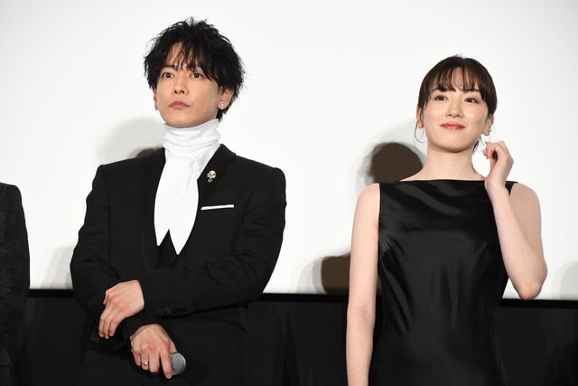 背中見せドレスで魅了！永野芽郁、芦田愛菜、仲里依紗、松本若菜、小沢真珠が美の競演『はたらく細胞』細胞大集合プレミア（68枚目）