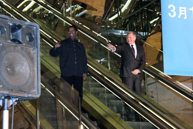 デンゼル、鼻の下伸びてる？ジャパンプレミア写真ギャラリー：フォトギャラリー