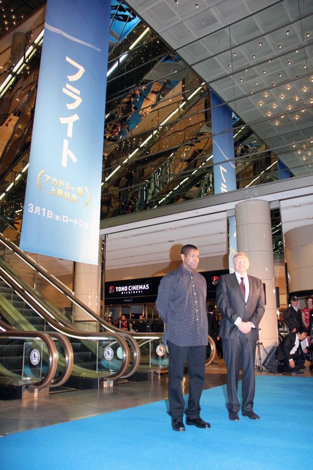 デンゼル、鼻の下伸びてる？ジャパンプレミア写真ギャラリー（5枚目）