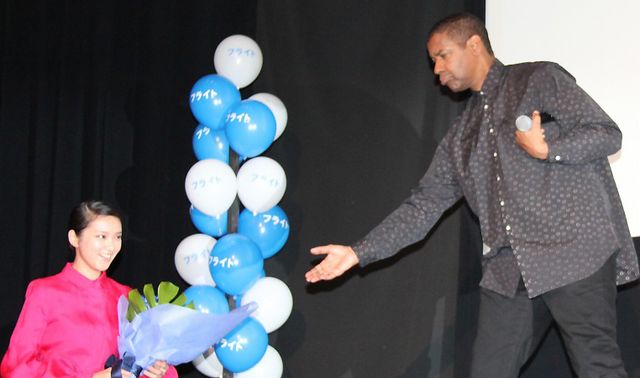 デンゼル、鼻の下伸びてる？ジャパンプレミア写真ギャラリー（13枚目）