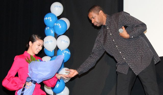 デンゼル、鼻の下伸びてる？ジャパンプレミア写真ギャラリー（14枚目）