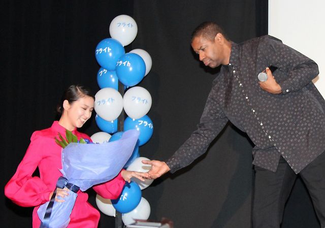 デンゼル、鼻の下伸びてる？ジャパンプレミア写真ギャラリー（15枚目）