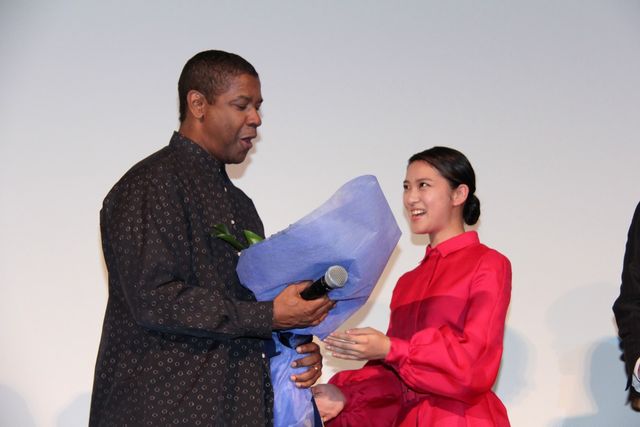 デンゼル、鼻の下伸びてる？ジャパンプレミア写真ギャラリー（17枚目）