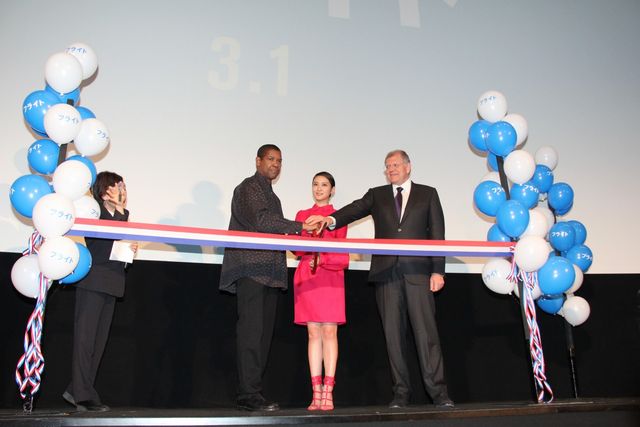 デンゼル、鼻の下伸びてる？ジャパンプレミア写真ギャラリー（25枚目）