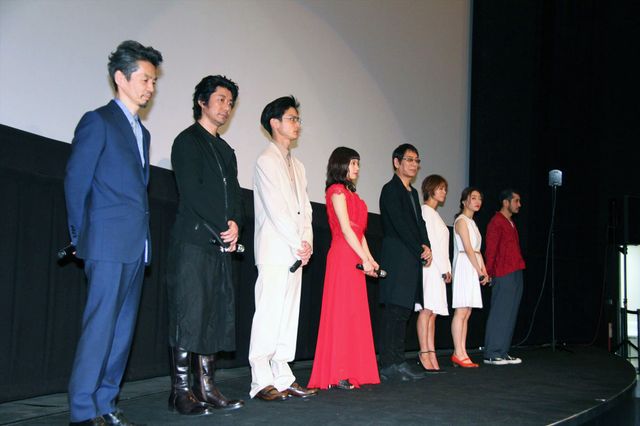 二階堂ふみ、美脚チラリ！大杉漣、真木よう子、高良健吾らも登壇『蜜のあわれ』舞台あいさつギャラリー（4枚目）