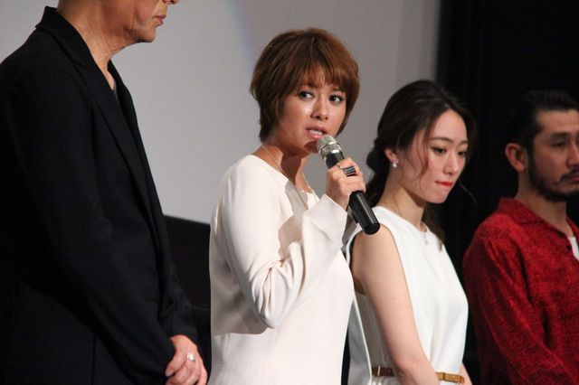 二階堂ふみ、美脚チラリ！大杉漣、真木よう子、高良健吾らも登壇『蜜のあわれ』舞台あいさつギャラリー（12枚目）