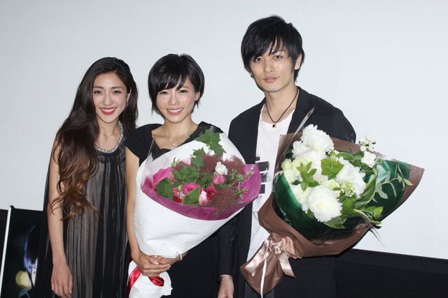 釈由美子の美脚がちらり！フォトギャラリー（10枚目）