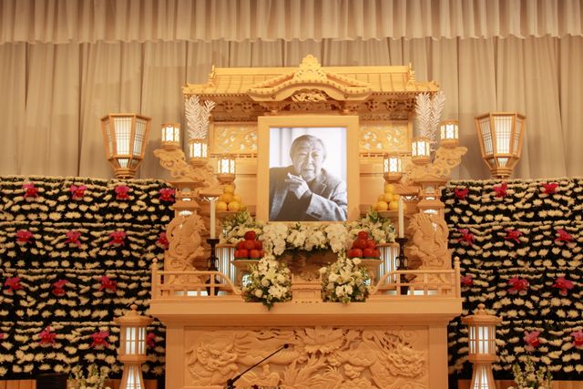 小沢昭一さん通夜（3枚目）