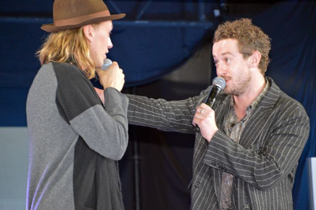 「ストレンジャー・シングス」ジョセフ＆ジェイミー仲良すぎ！「東京コミコン2022」いちゃいちゃ2ショット集（15枚目）