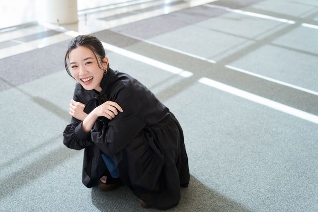 永野芽郁の魅力たっぷり！映画『地獄の花園』インタビューカット（3枚目）