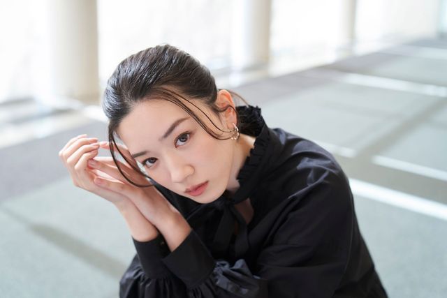 永野芽郁の魅力たっぷり！映画『地獄の花園』インタビューカット（4枚目）