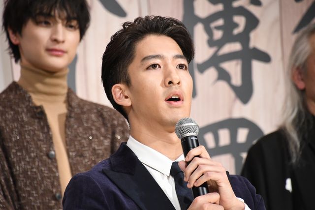 山田孝之、仲野太賀ら16名集結『十一人の賊軍』初日舞台挨拶（11枚目）