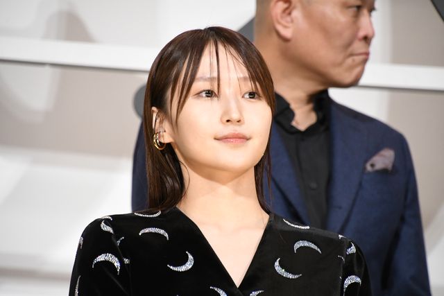 山田孝之、仲野太賀ら16名集結『十一人の賊軍』初日舞台挨拶（13枚目）