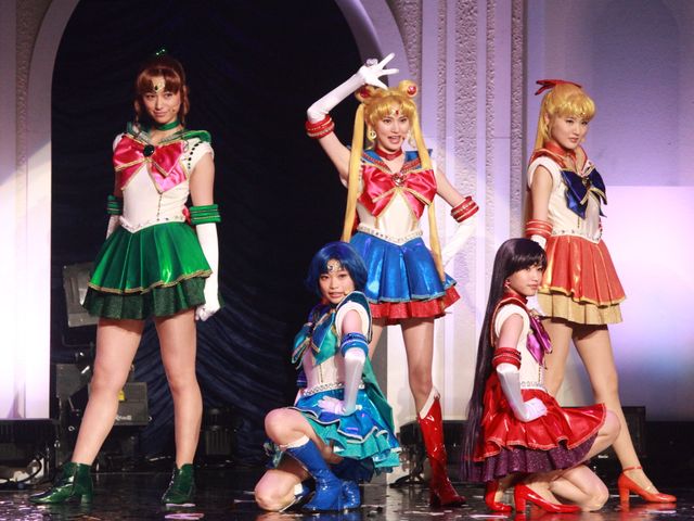 ももクロ「セーラームーン」風の新衣装！フォトギャラリー（9枚目）