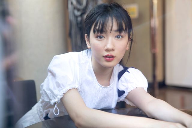 可愛すぎる！永野芽郁『君は月夜に光り輝く』インタビューカット（7枚目）