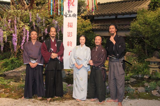 岡田准一がもらい泣き！「軍師官兵衛」クランクアップフォトギャラリー（6枚目）