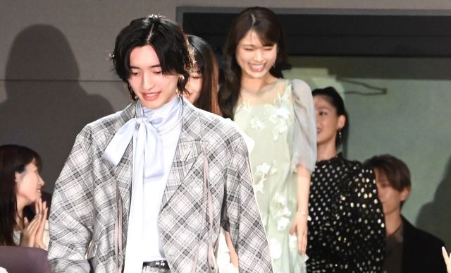 道枝駿佑、久保史緒里、渋谷凪咲、石井杏奈、深田竜生が登壇『M.I.S.S.I.O.N. 歌劇な潜入捜査官』配信開始記念イベント（2枚目）