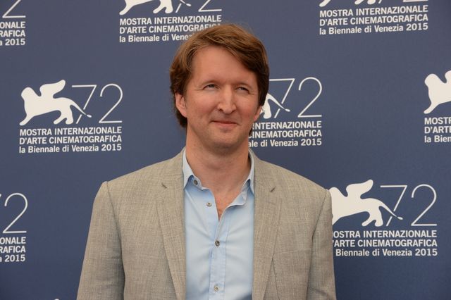 『レミゼ』エディ・レッドメイン、妻と手をつないでベネチアに登場！フォトギャラリー（11枚目）