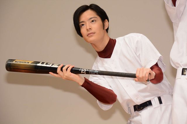須賀健太、小関裕太、山本涼介らイケメンキャストが野球ユニフォームで登場！（23枚目）