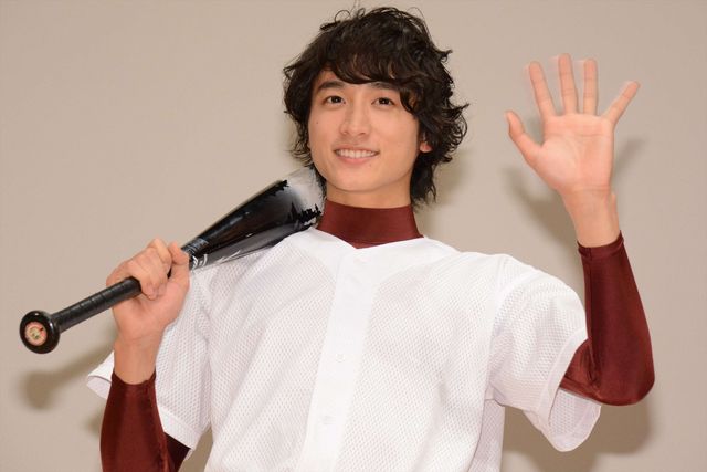 須賀健太、小関裕太、山本涼介らイケメンキャストが野球ユニフォームで登場！（25枚目）