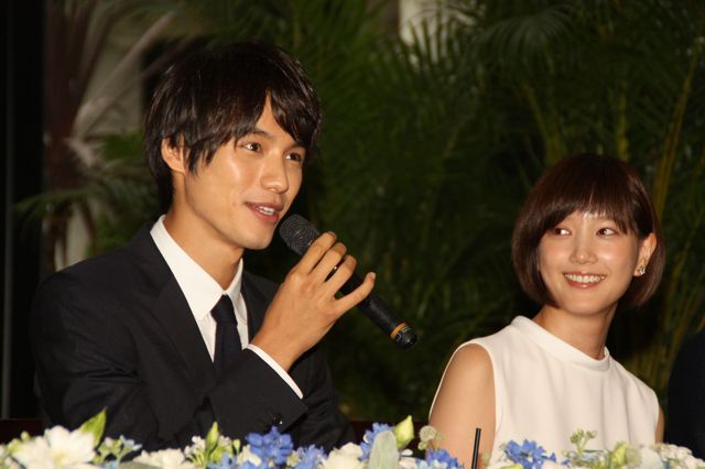 福士蒼汰＆本田翼「恋仲」制作発表会見フォトギャラリー（11枚目）