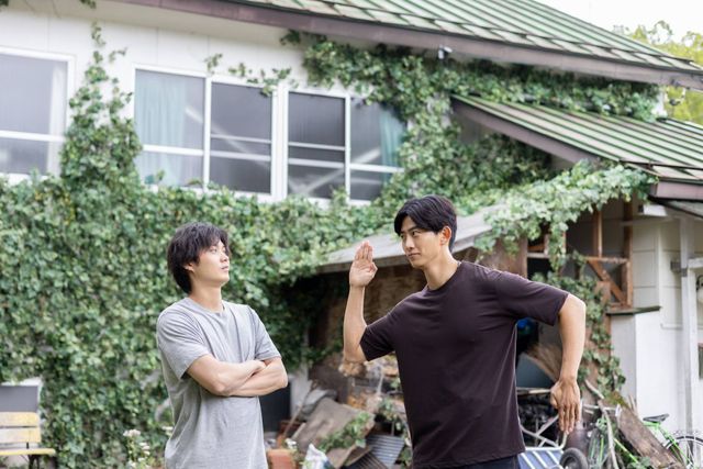 磯村勇斗＆オク・テギョン「ソウルメイト」仲良しオフショット＜7点＞（5枚目）