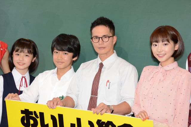 市原隼人＆武田玲奈ら登壇！ドラマ「おいしい給食」記者会見（15枚目）