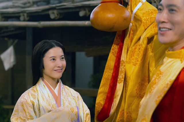 マメに恋文を送る宣孝（佐々木蔵之介）…「光る君へ」第25回「決意」：フォトギャラリー