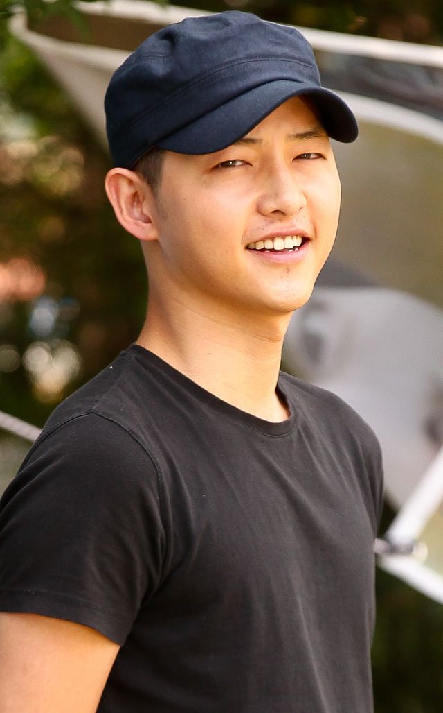 ソン・ジュンギ、入隊前の最後の姿！フォトギャラリー（2枚目）