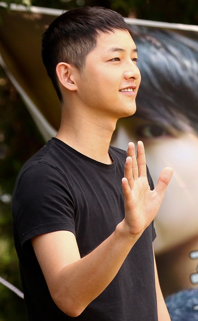 ソン・ジュンギ、入隊前の最後の姿！フォトギャラリー（6枚目）