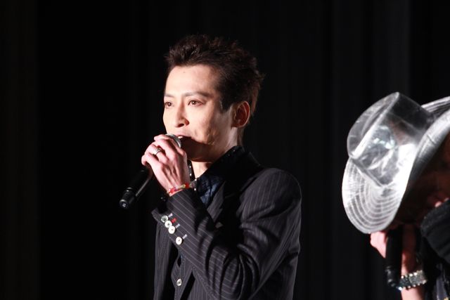 元光GENJIの諸星和己、暴走！映画『鷲と鷹』初日舞台あいさつフォトギャラリー（11枚目）