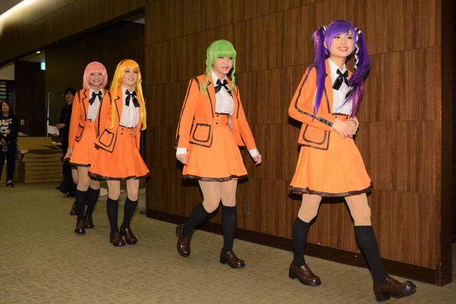 上西恵ら制服衣装で登場！舞台「Cutie Honey Emotional」囲み取材（2枚目）