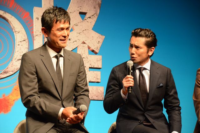 江口洋介、本木雅弘、仲間由紀恵、綾野剛、堤幸彦監督がそろった！映画『天空の蜂』完成報告会見フォトギャラリー（3枚目）