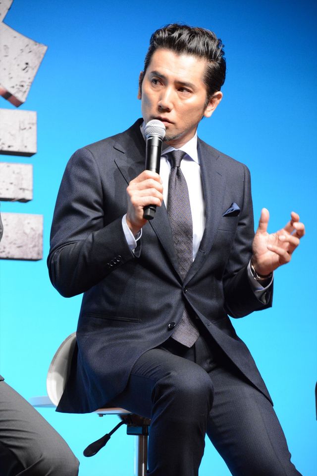 江口洋介、本木雅弘、仲間由紀恵、綾野剛、堤幸彦監督がそろった！映画『天空の蜂』完成報告会見フォトギャラリー（11枚目）